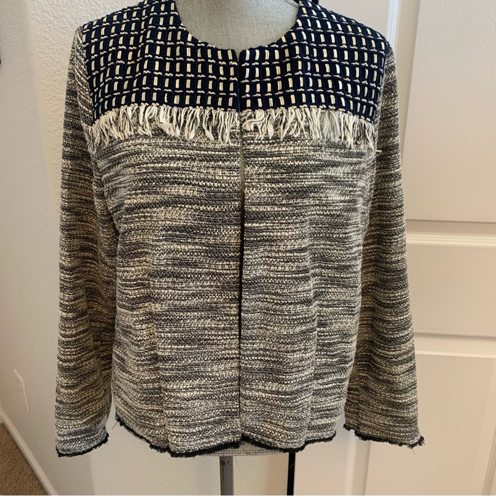 CHICO’S size 2 (size 12-14) blazer jacket unique yoke and fringe black and white